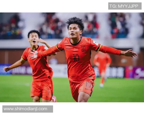 CBA专家深度评价新疆足球明星的成长历程与未来发展潜力