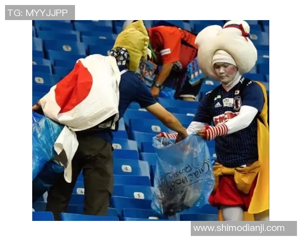 足球明星不慎绊倒女儿引发热议家庭温情瞬间感动网友 足球明星不慎绊倒女儿引发热议家庭温情瞬间感动网友